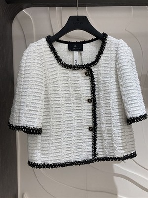 服装商场实拍图库_全球服装零售批发市场实拍_服装展会实拍